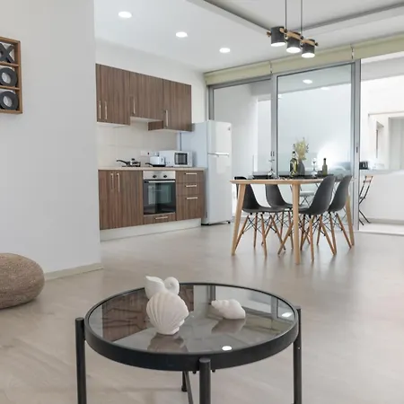 Zen 1 In Larnaca