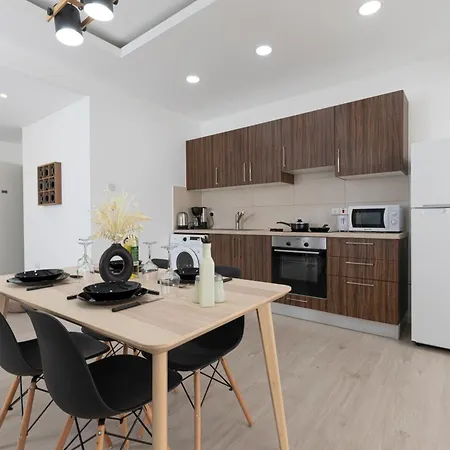 Zen 1 In Διαμέρισμα *